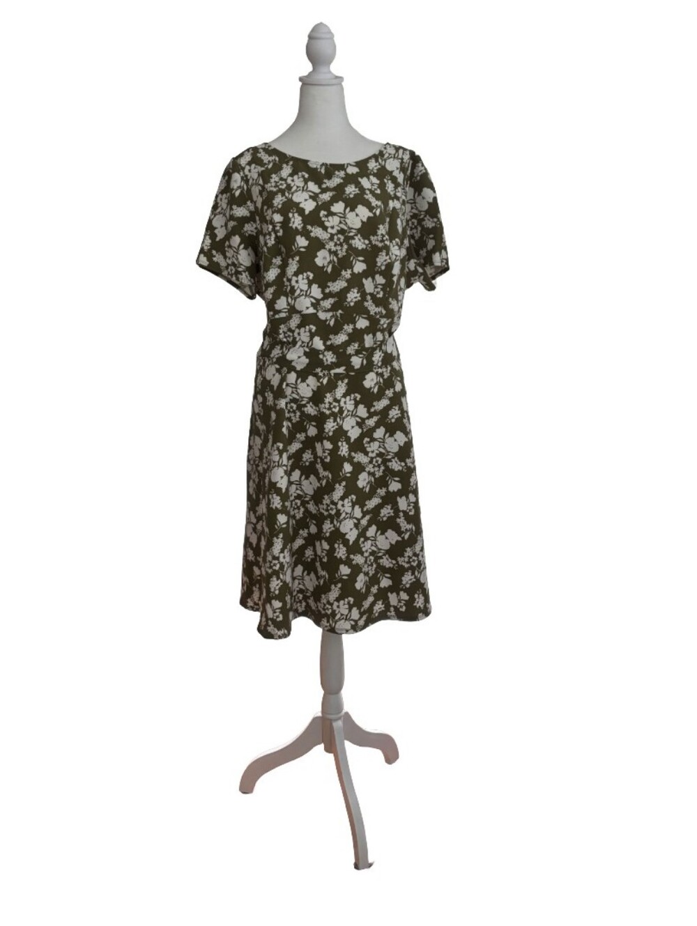 Lane Bryant Floral Short Sleeve A-Line Dress in Olive Green and White